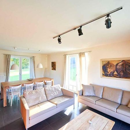Holiday Home Beausoleil Bomal Kültér fotó